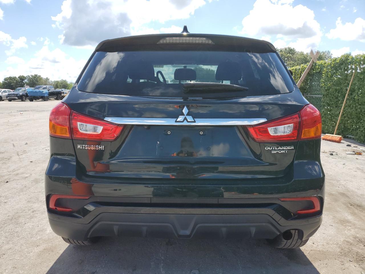 JA4AP3AU2JU019463 2018 Mitsubishi Outlander Sport Es