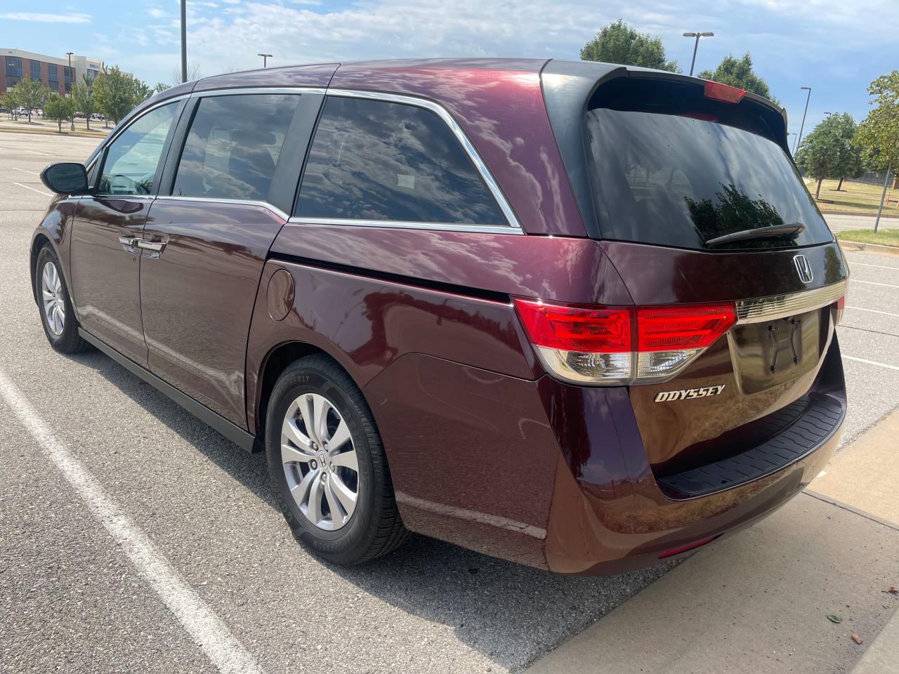 2014 Honda Odyssey Exl vin: 5FNRL5H69EB133918