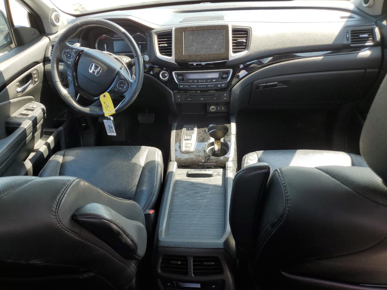 5FNYF6H05HB035820 2017 Honda Pilot Elite