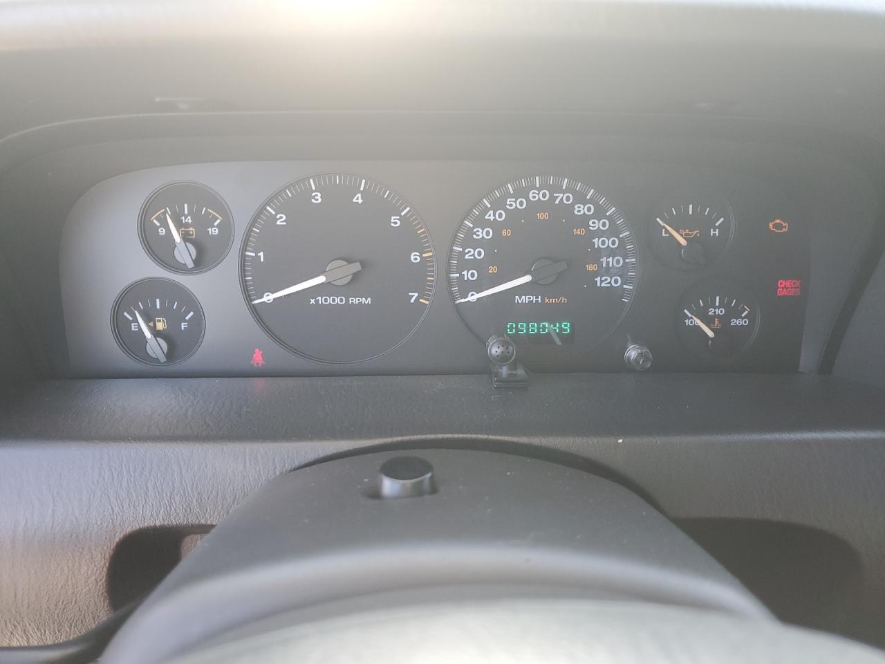 1J4GX48J44C168401 2004 Jeep Grand Cherokee Laredo