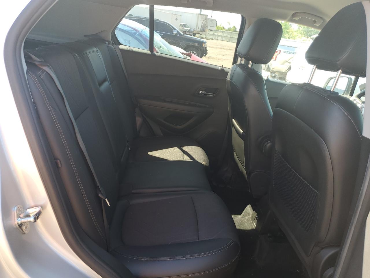 KL7CJLSB5JB508610 2018 Chevrolet Trax 1Lt