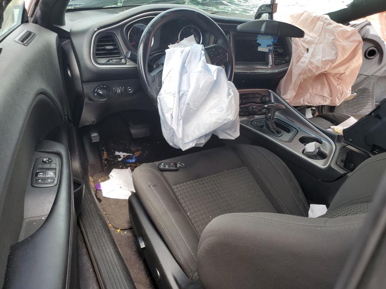 2C3CDZAG8KH549403 2019 Dodge Challenger Sxt