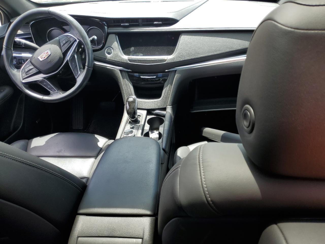 1GYKNCRS7LZ106620 2020 Cadillac Xt5 Premium Luxury