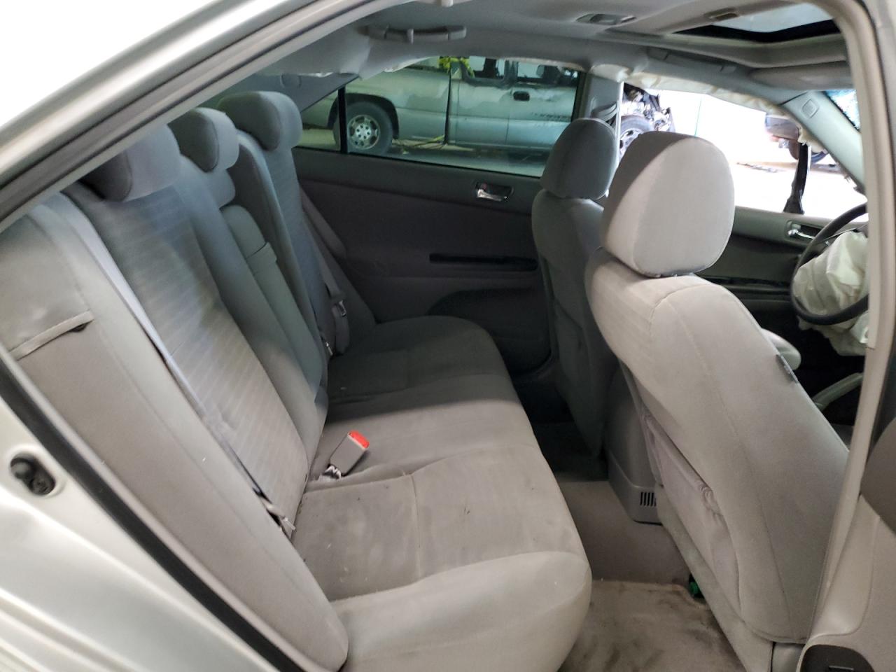 4T1BE30K95U554890 2005 Toyota Camry Le