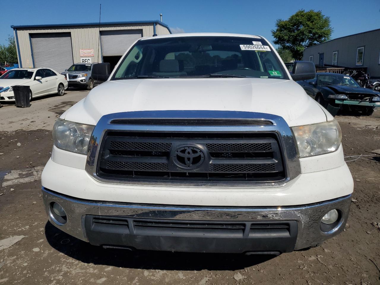 5TFDY5F10AX098592 2010 Toyota Tundra Crewmax Sr5