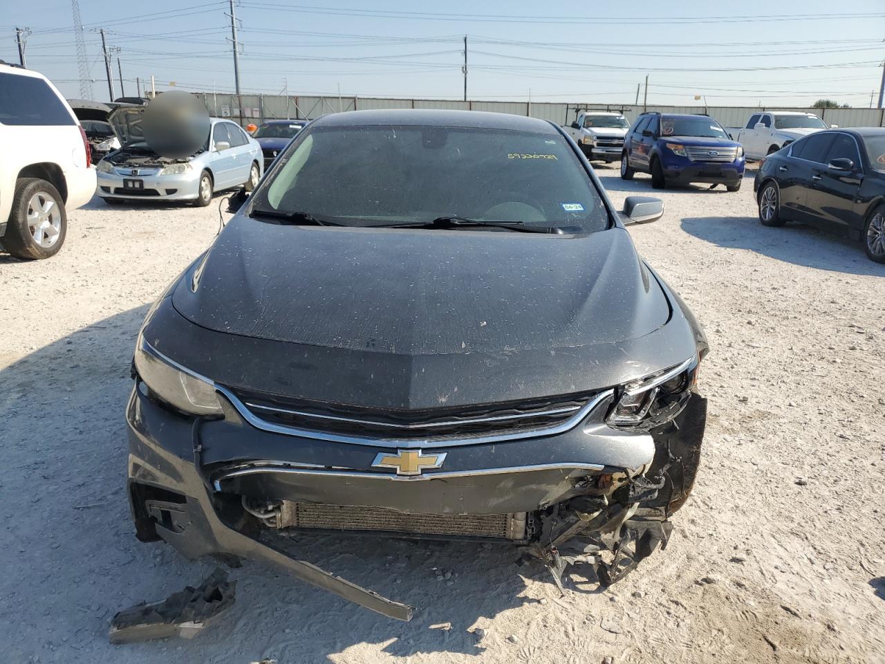 1G1ZD5STXJF161012 2018 Chevrolet Malibu Lt