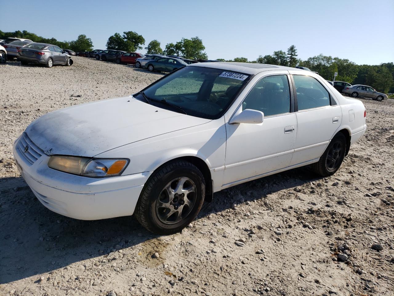 JT2BF28K1X0150775 1999 Toyota Camry Le