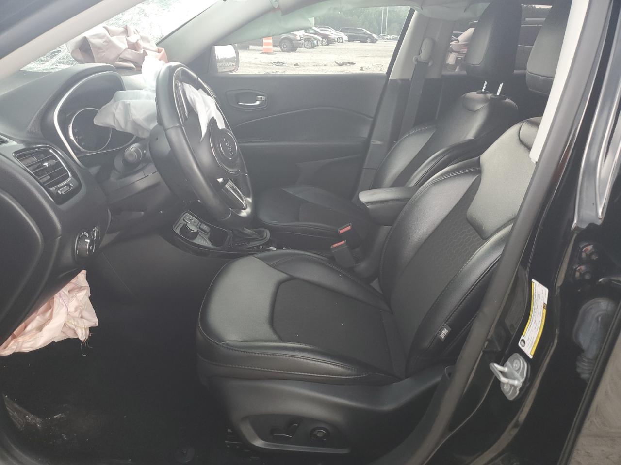 3C4NJDBB4LT137717 2020 Jeep Compass Latitude