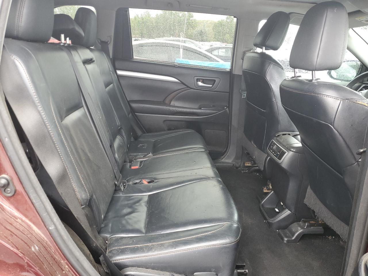 5TDJKRFH2GS281385 2016 Toyota Highlander Xle