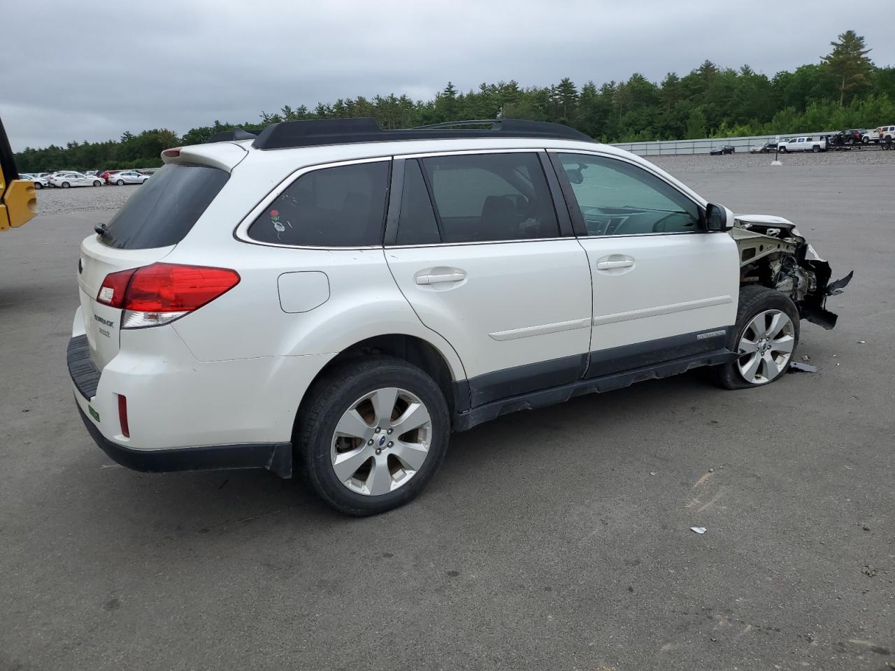 2012 Subaru Outback 2.5I Limited vin: 4S4BRBKC8C3221653