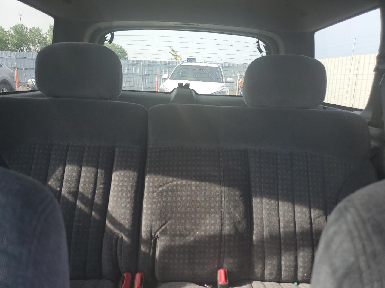 1GNDT13WXY2210482 2000 Chevrolet Blazer