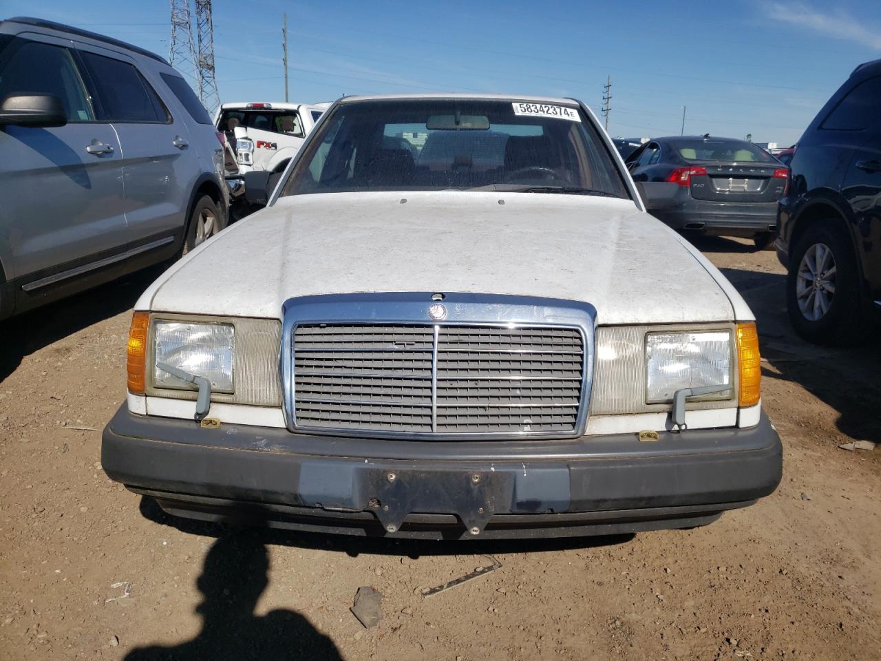 Lot #2806922803 1988 MERCEDES-BENZ 300 E