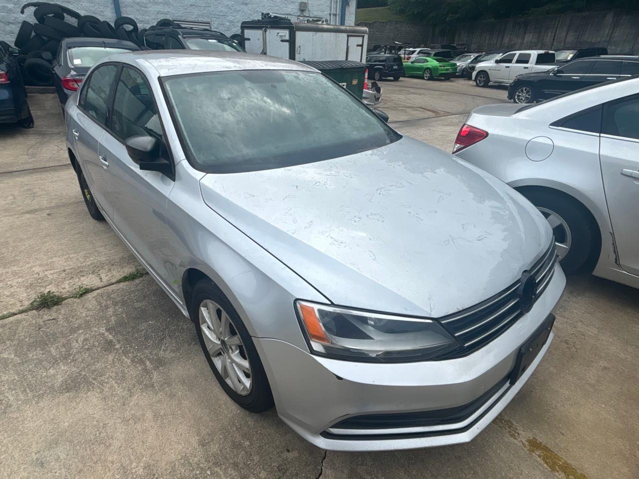 3VWD17AJ5FM225919 2015 Volkswagen Jetta Se