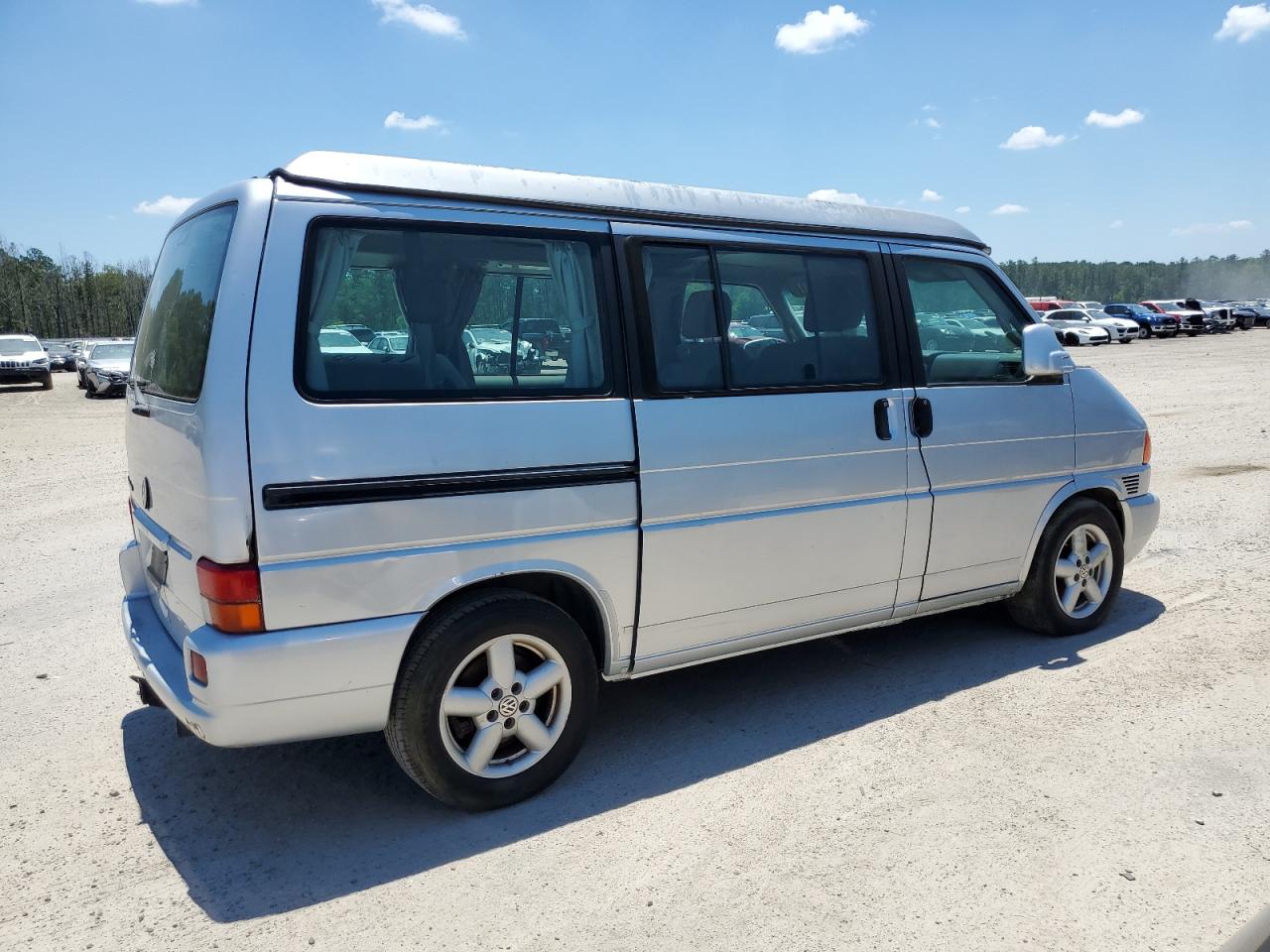 WV2NB470X2H100898 2002 Volkswagen Eurovan Mv