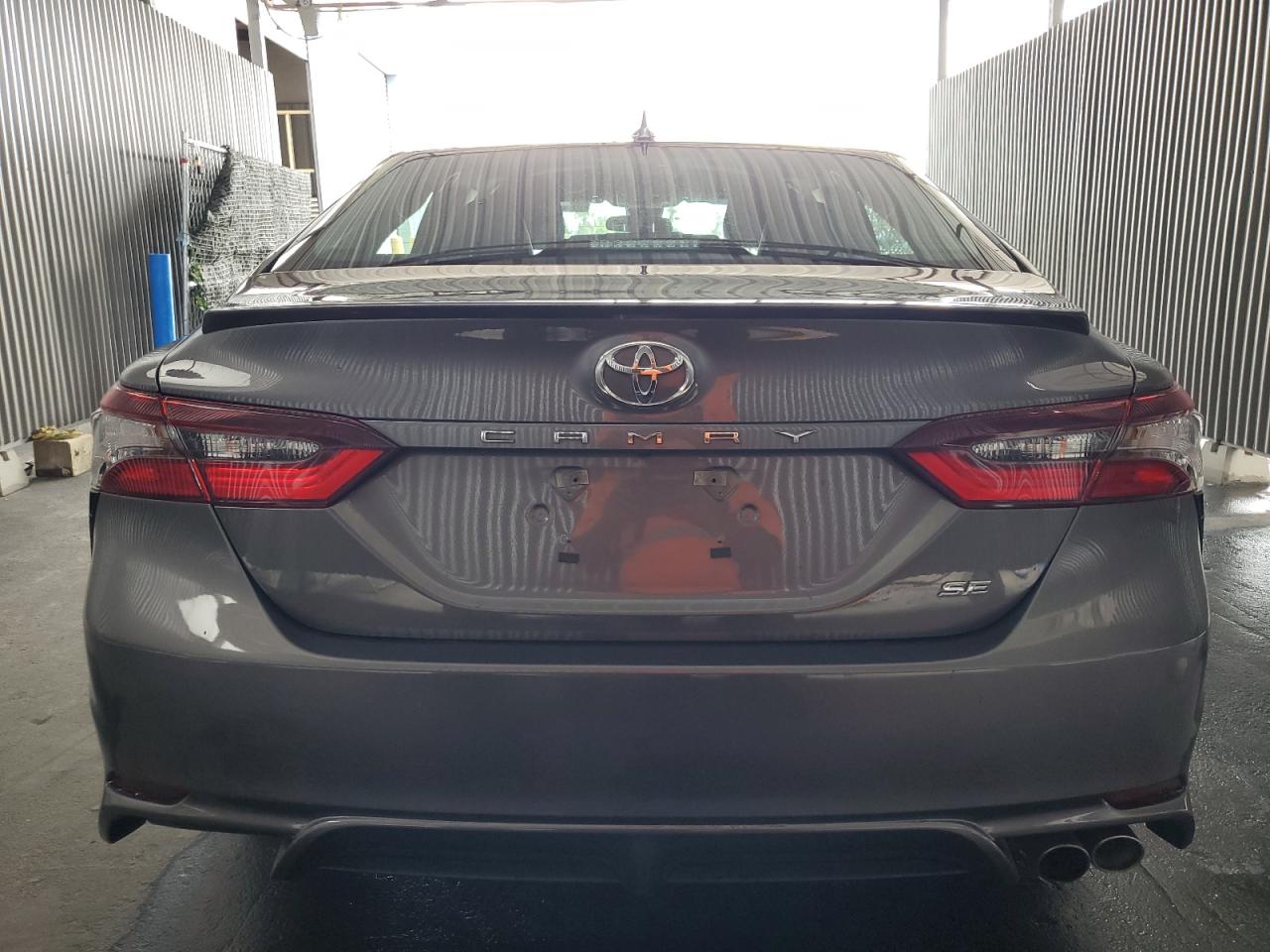 4T1G11AK4NU719281 2022 Toyota Camry Se