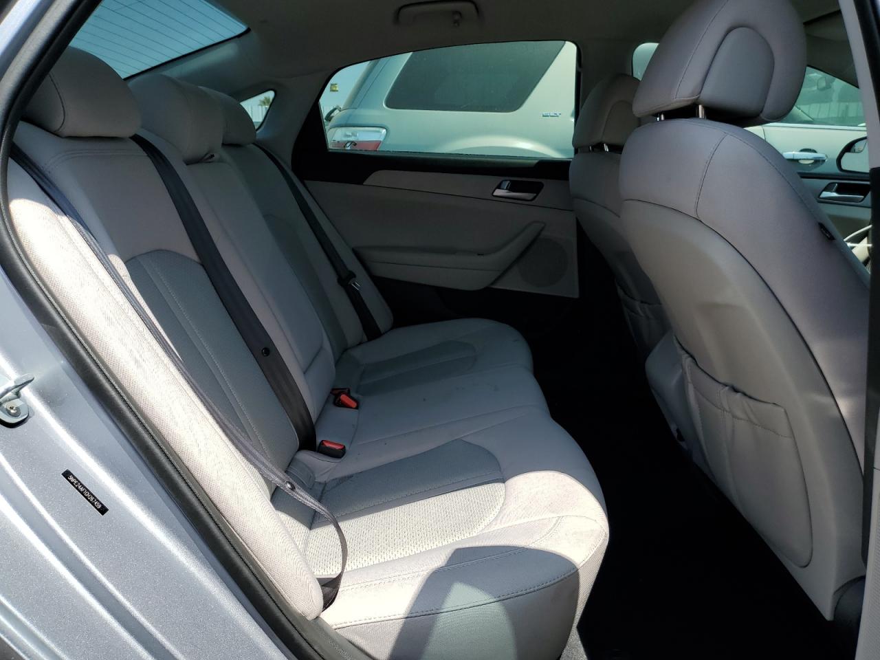 2016 Hyundai Sonata Se vin: 5NPE24AF1GH267459