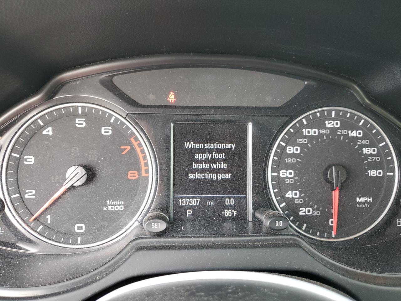 WA1MKAFP5AA075529 2010 Audi Q5 Premium Plus