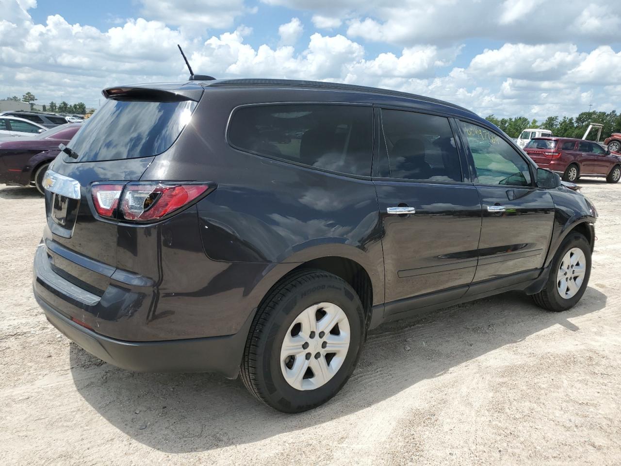 2017 Chevrolet Traverse Ls vin: 1GNKVFED6HJ240904