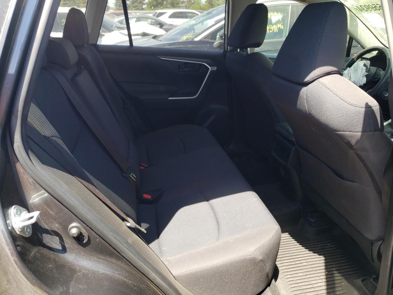 JTMF1RFVXLD059116 2020 Toyota Rav4 Le