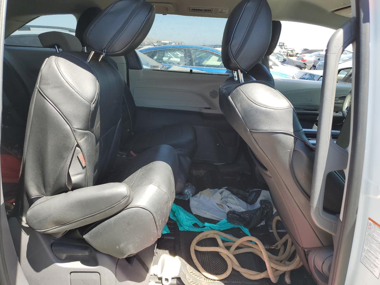 5TDKRKEC4MS016413 2021 Toyota Sienna Le