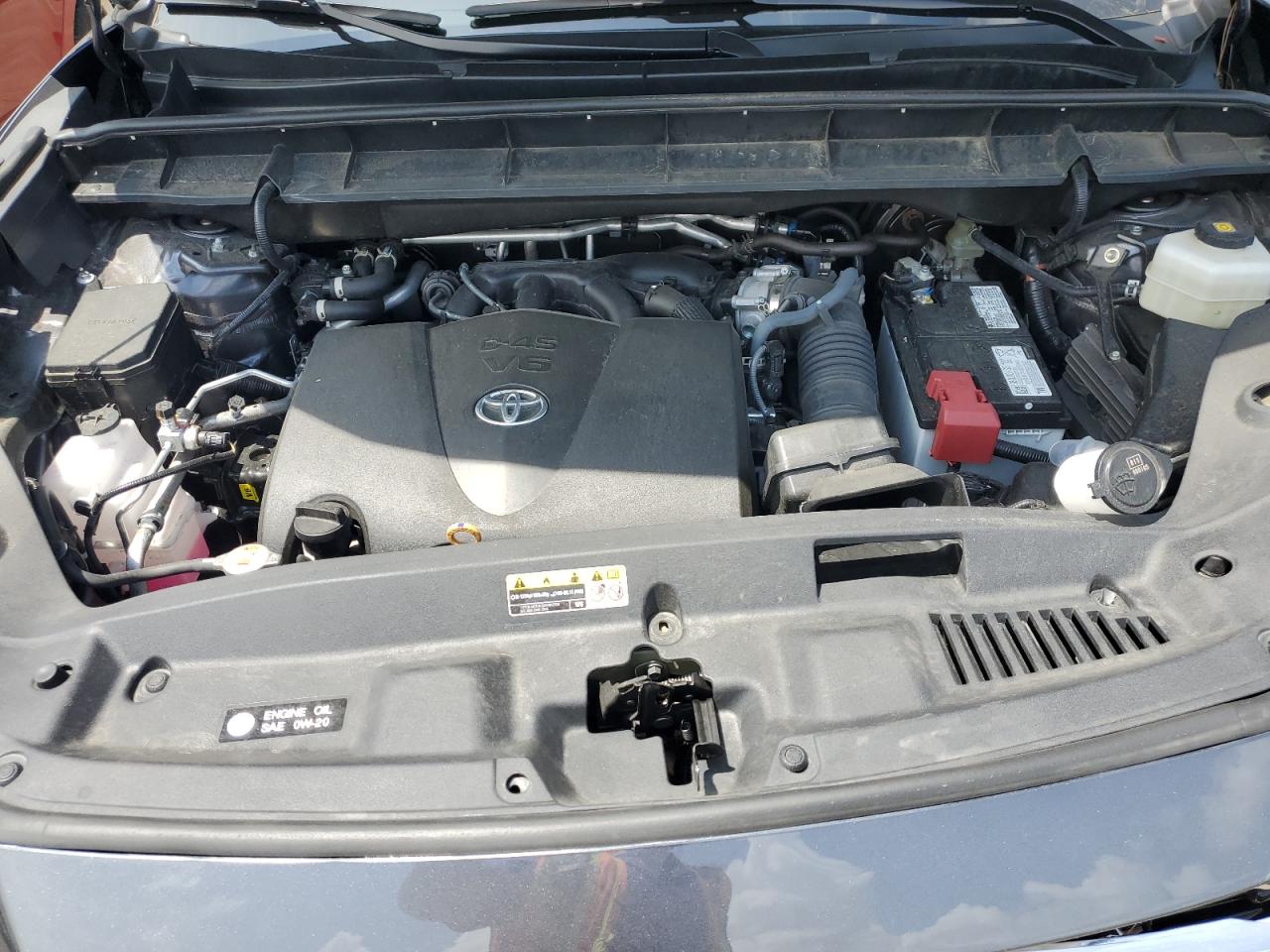 5TDFZRBH3MS149139 2021 Toyota Highlander Platinum