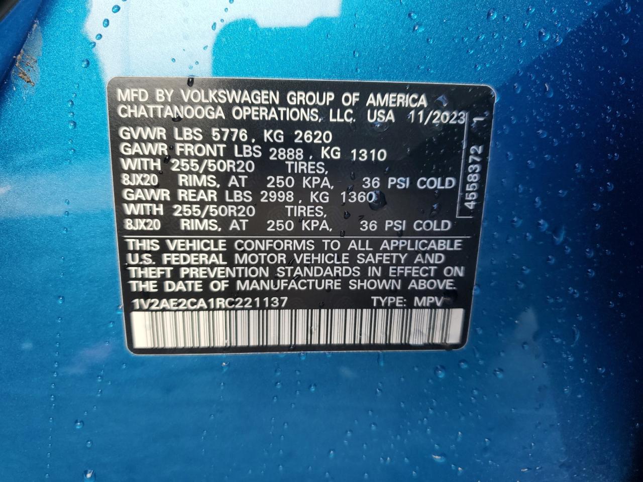 1V2AE2CA1RC221137 2024 Volkswagen Atlas Cross Sport Sel R-Line