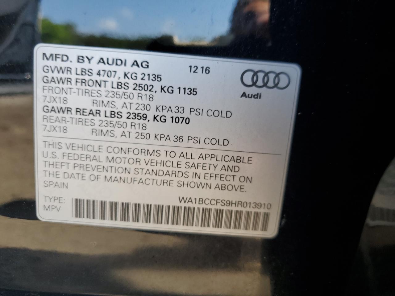 WA1BCCFS9HR013910 2017 Audi Q3 Premium