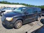 CHRYSLER TOWN & COU photo