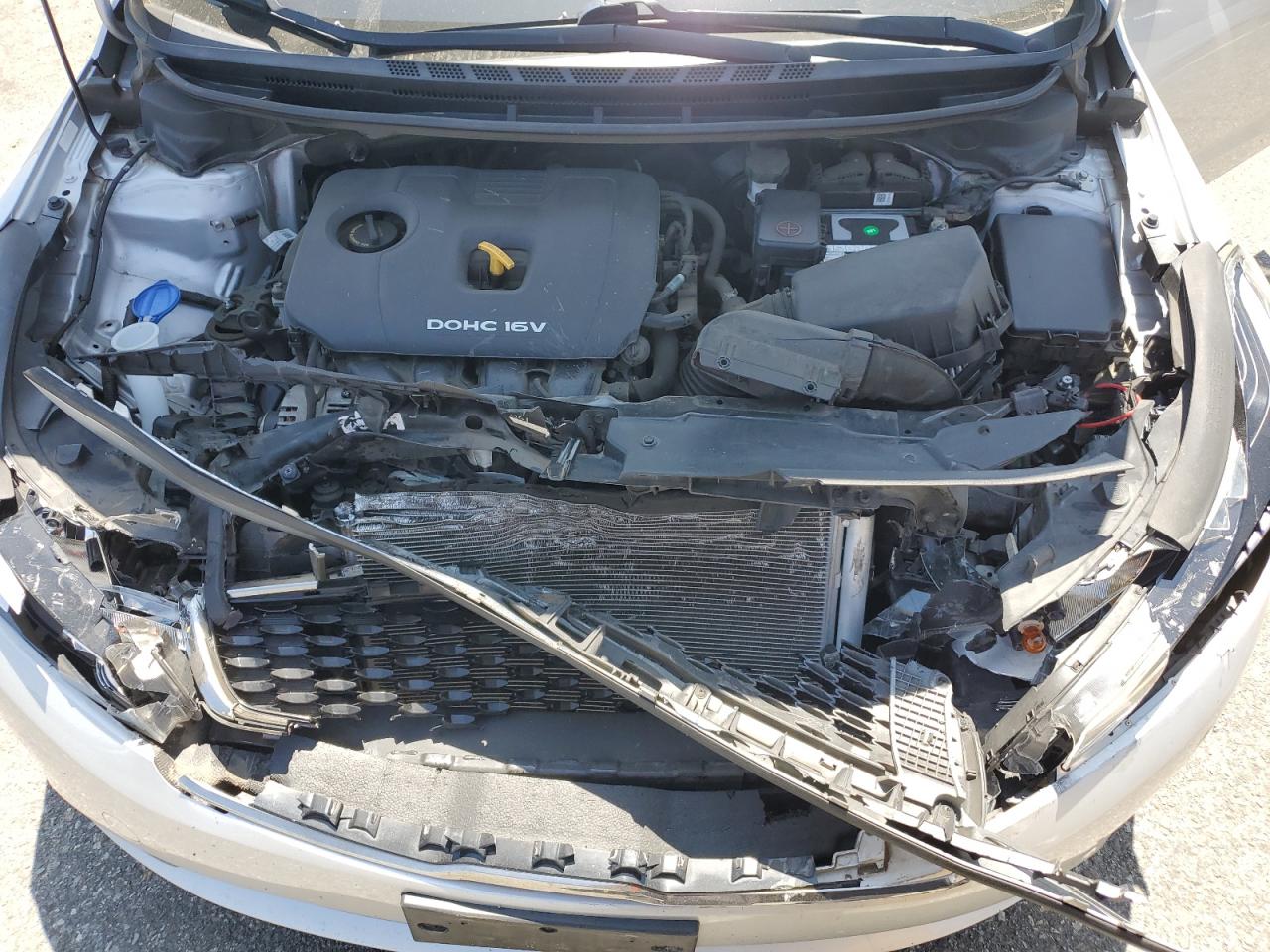 3KPFK4A77HE119173 2017 Kia Forte Lx