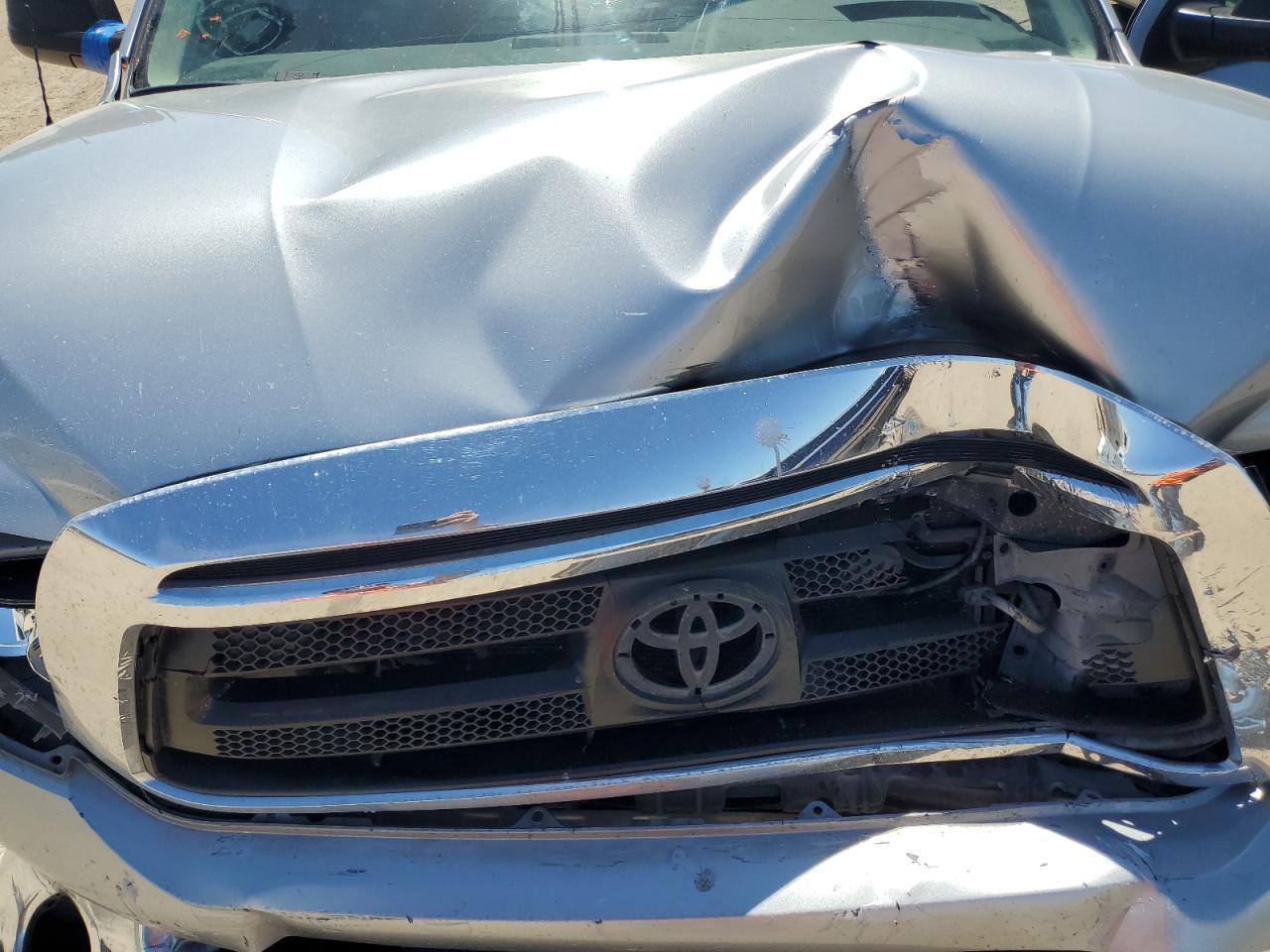 5TFUM5F16BX021058 2011 Toyota Tundra Double Cab Sr5