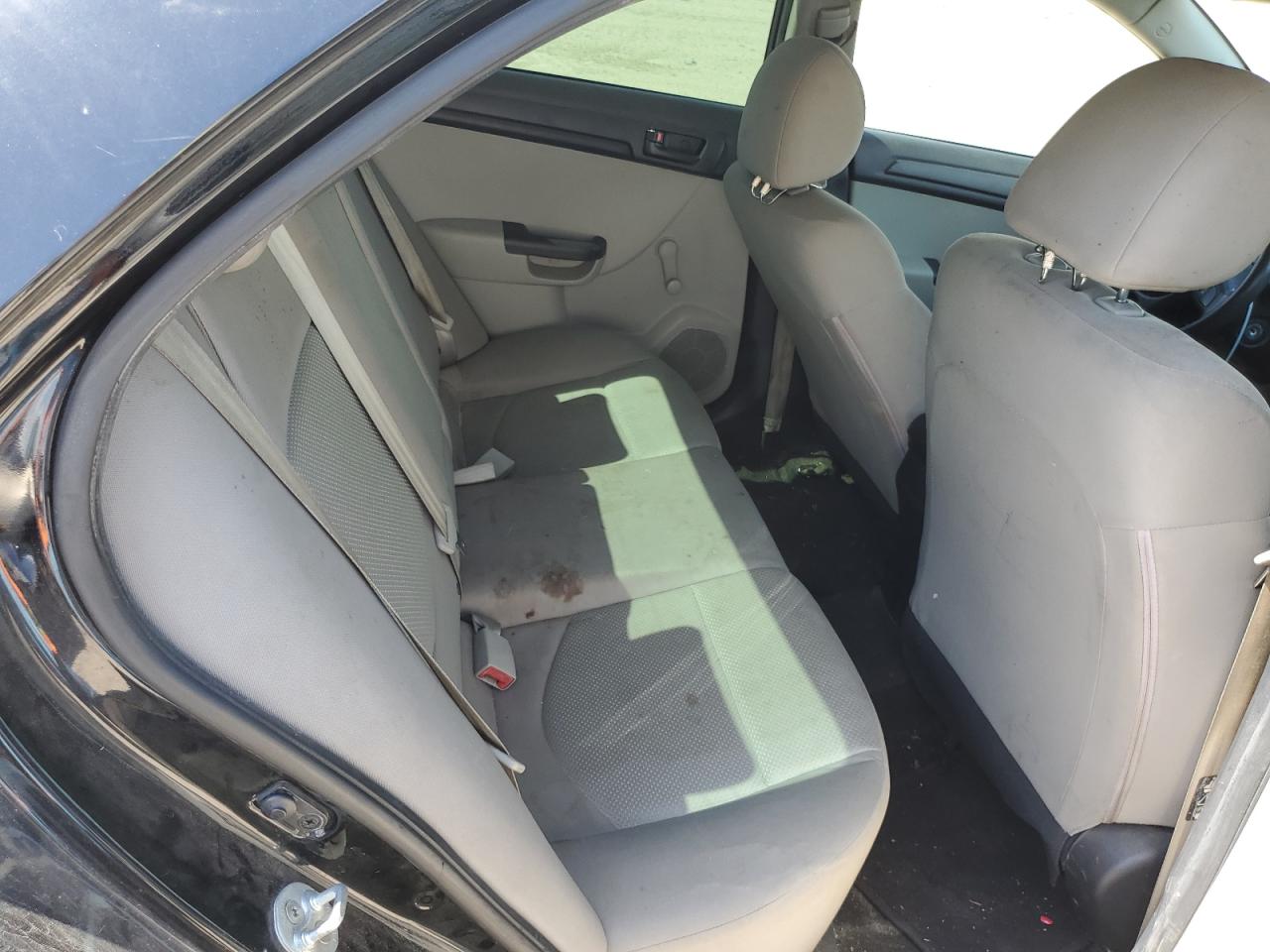 KNAFT4A26A5117396 2010 Kia Forte Lx