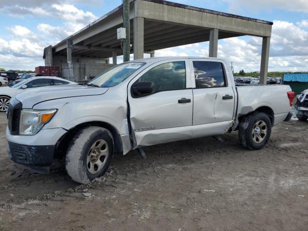 2017 Nissan Titan S vin: 1N6AA1EKXHN527167