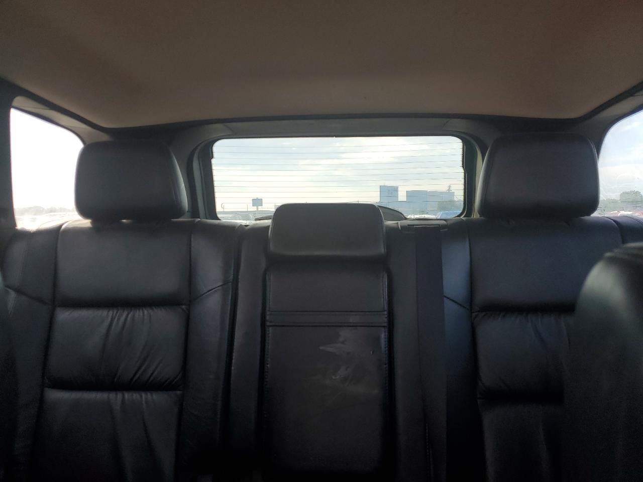 1C4RJFAT8CC353976 2012 Jeep Grand Cherokee Laredo