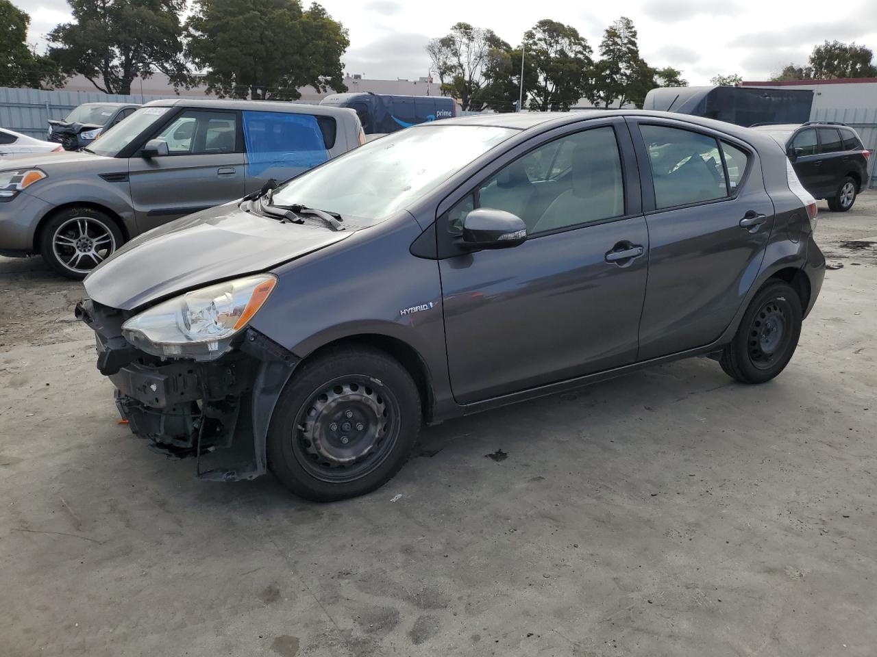 JTDKDTB35E1565173 2014 Toyota Prius C