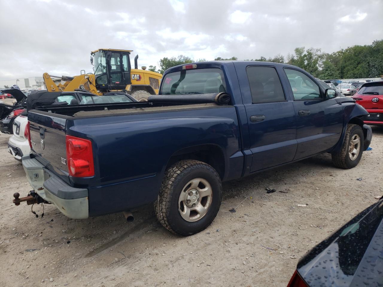 1D7HE28N85S232928 2005 Dodge Dakota Quad