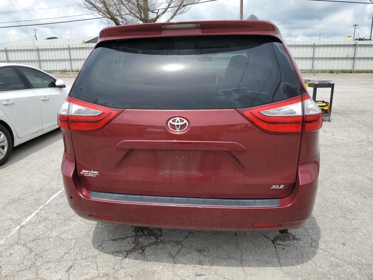 5TDYK3DC2FS657536 2015 Toyota Sienna Xle