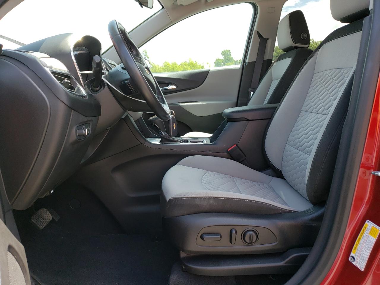 3GNAXKEV5LS631914 2020 Chevrolet Equinox Lt