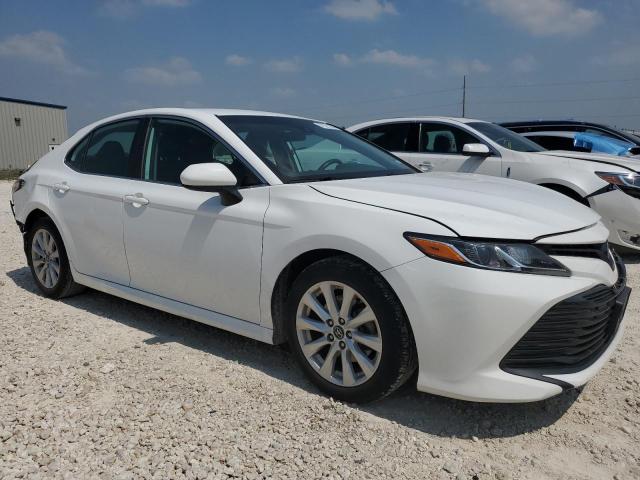  TOYOTA CAMRY 2019 Biały