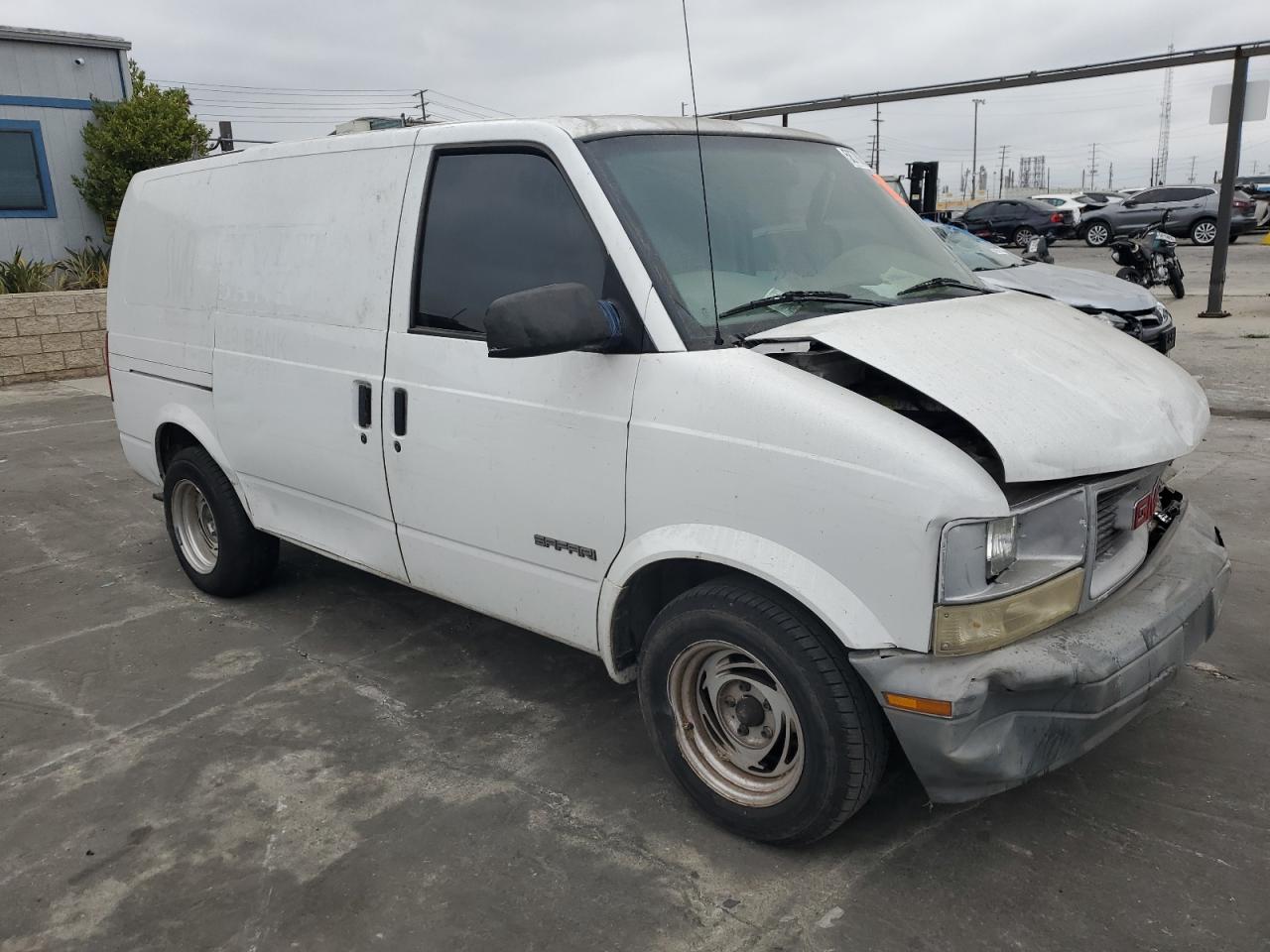 1GTDM19X22B507419 2002 GMC Safari Xt