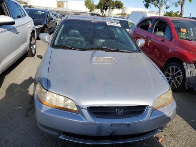 1HGCG3177YA021019 2000 Honda Accord Ex