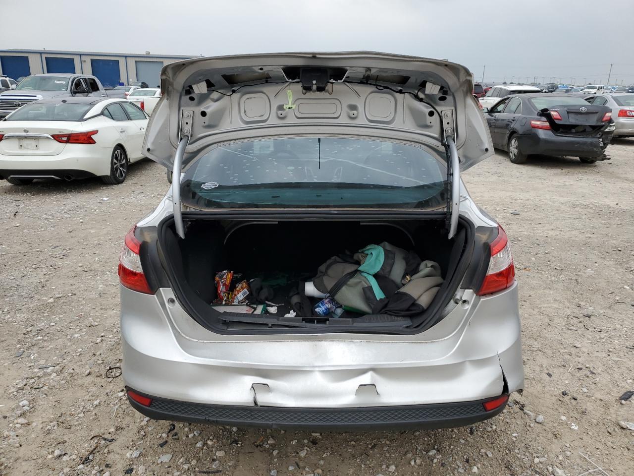 1FADP3F25DL144127 2013 Ford Focus Se