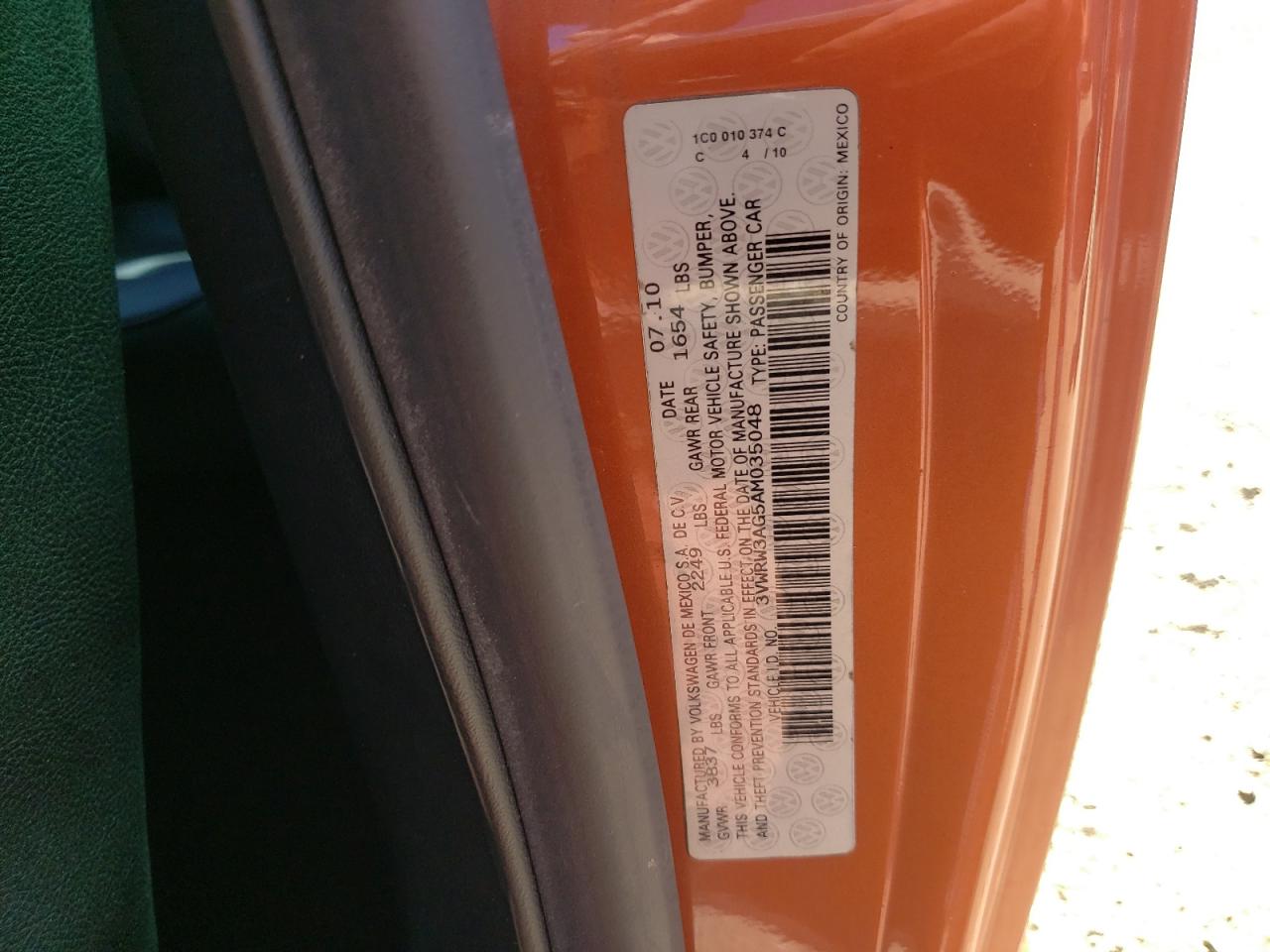 3VWRW3AG5AM035048 2010 Volkswagen New Beetle