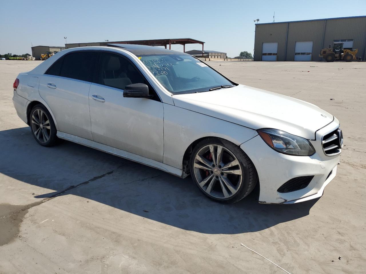 2014 Mercedes-Benz E 350 vin: WDDHF5KB2EA840771