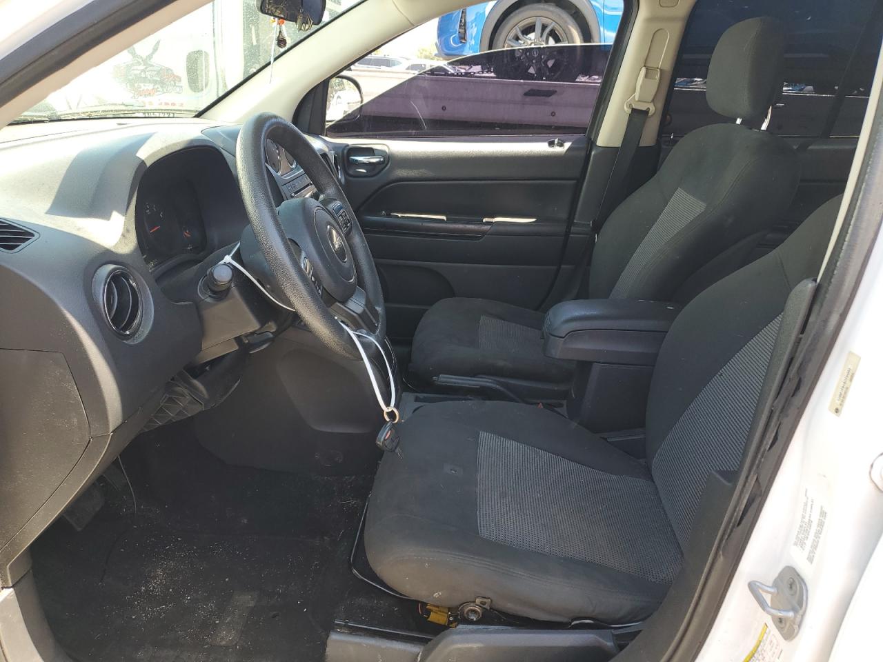 1J4NF1FBXBD234803 2011 Jeep Compass Sport