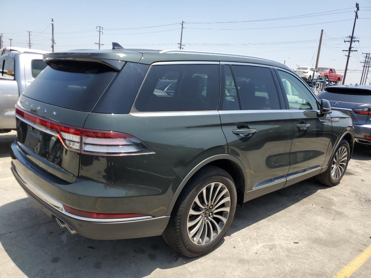 2023 Lincoln Aviator vin: 5LM5J6XC1PGL13543