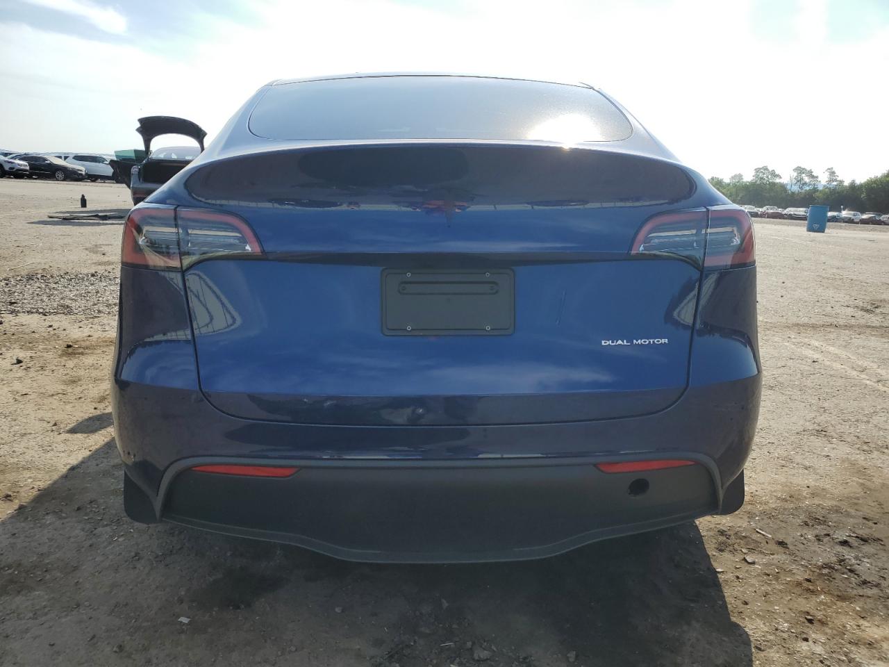 7SAYGAEE5PF808268 2023 Tesla Model Y