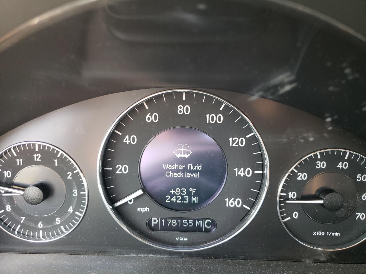 WDBUH82J14X116818 2004 Mercedes-Benz E 320 4Matic