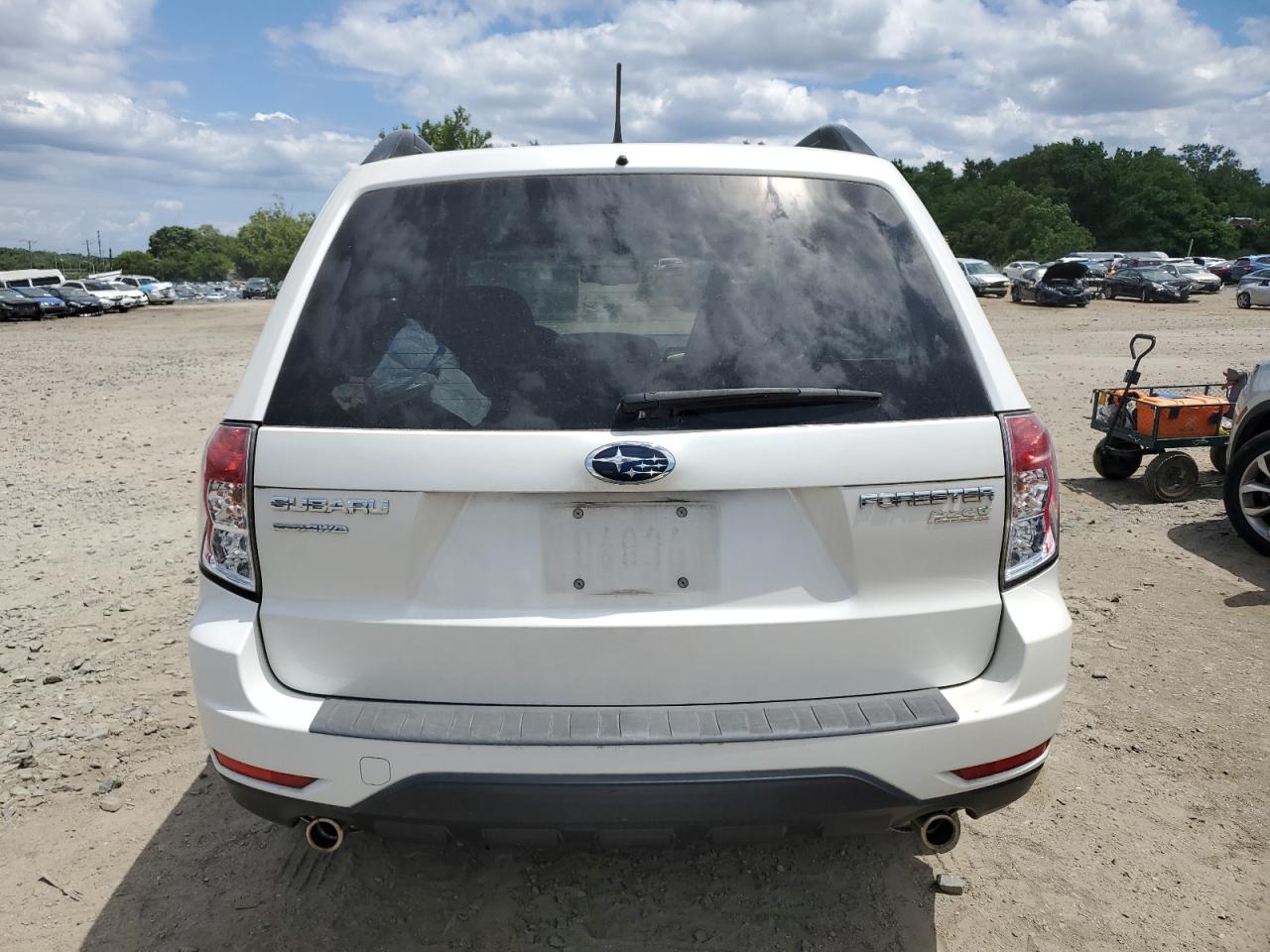 JF2SHADC4BH742287 2011 Subaru Forester 2.5X Premium