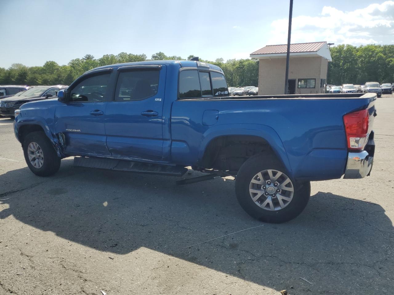 2017 Toyota Tacoma Double Cab vin: 3TMDZ5BN6HM033123