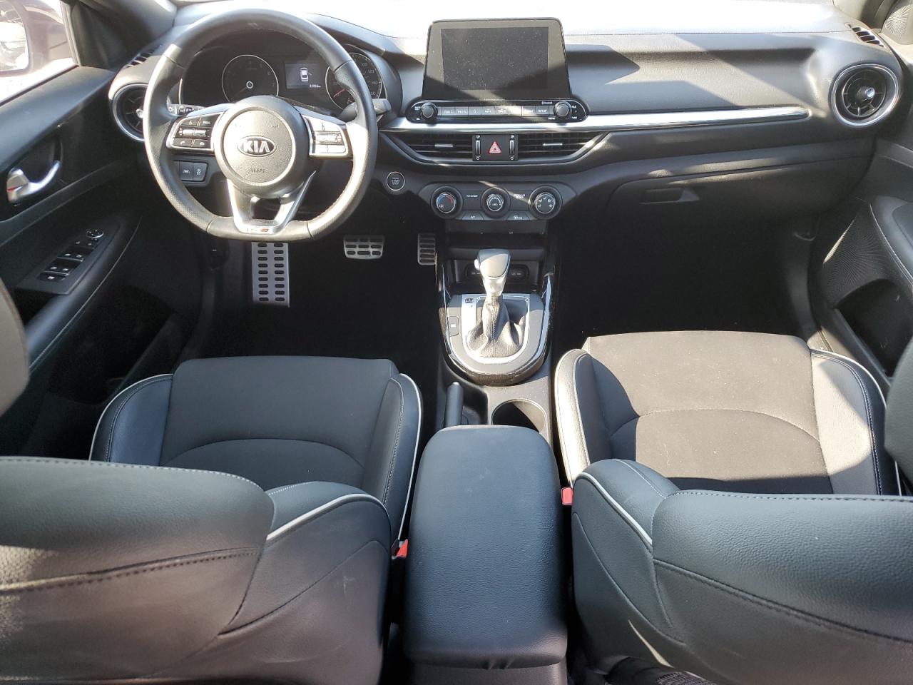 3KPF34AD0ME353216 2021 Kia Forte Gt Line